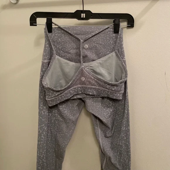 Flow Y Bra *light support B/C (bra only) - Picture 3 of 4